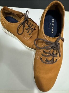 Cole Haan Men's Tan Leather Lace-Up Oxfords with White Sole